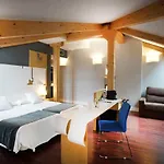 Dorma El Coloquio Hotel