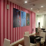 Dorma El Coloquio 4*
