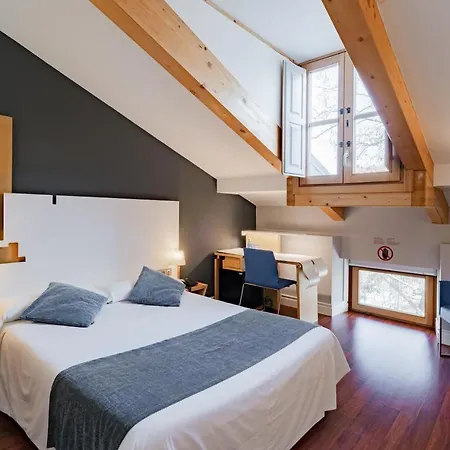 酒店 El Coloquio 4*