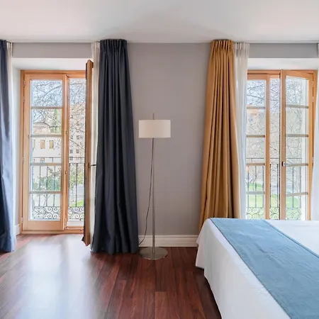 Dorma El Coloquio 4*