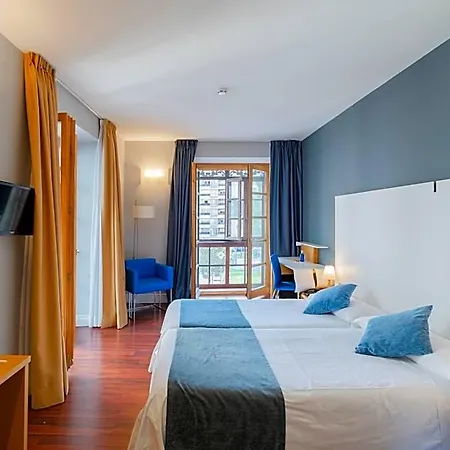 Dorma El Coloquio 4*