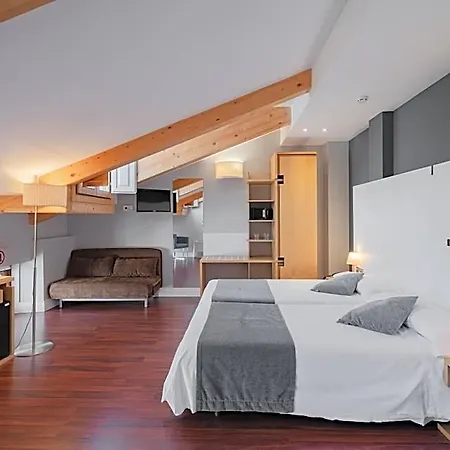 Dorma El Coloquio 4*